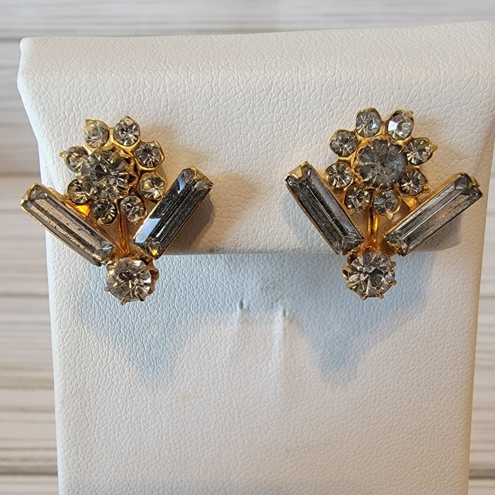 Vintage Clear Rhinestone Baguette Floral Spray Screw Back Earrings